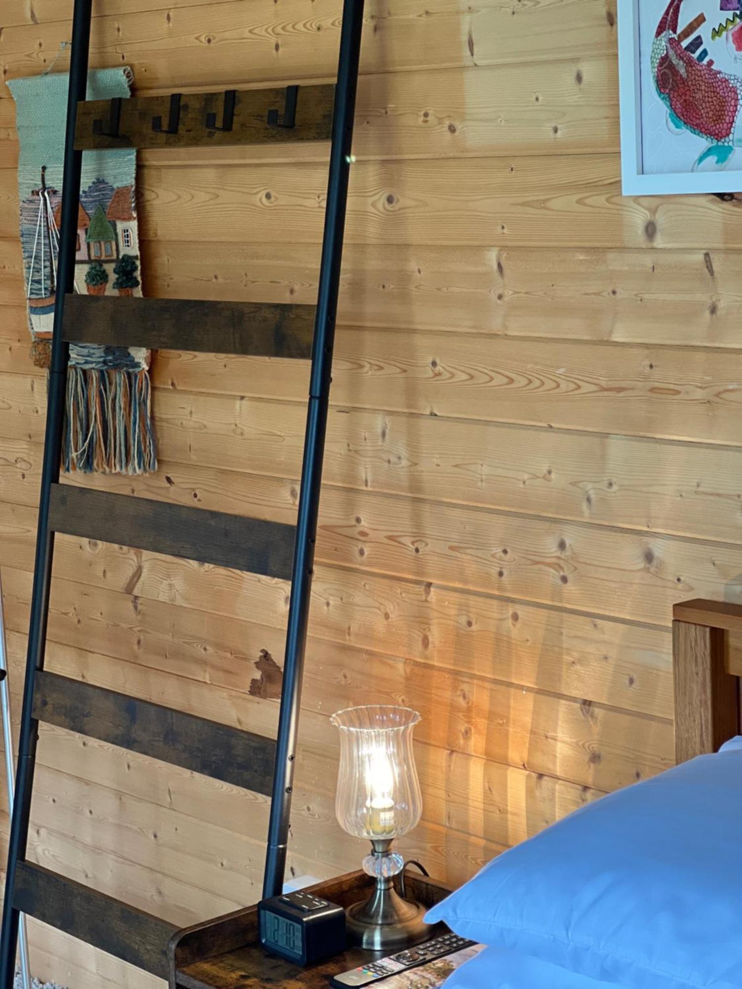 The Cabin Bradford-On-Avon Bagian luar foto