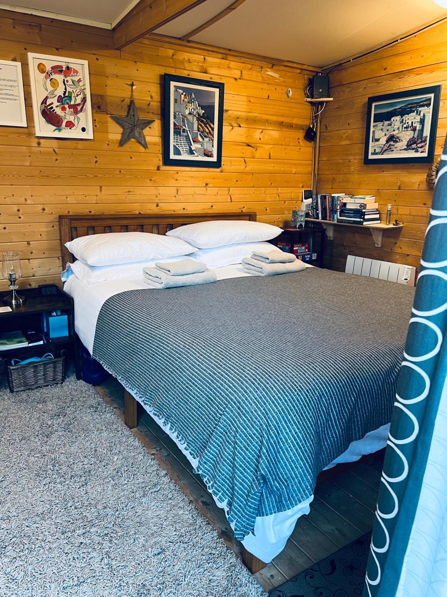 The Cabin Bradford-On-Avon Ruang foto