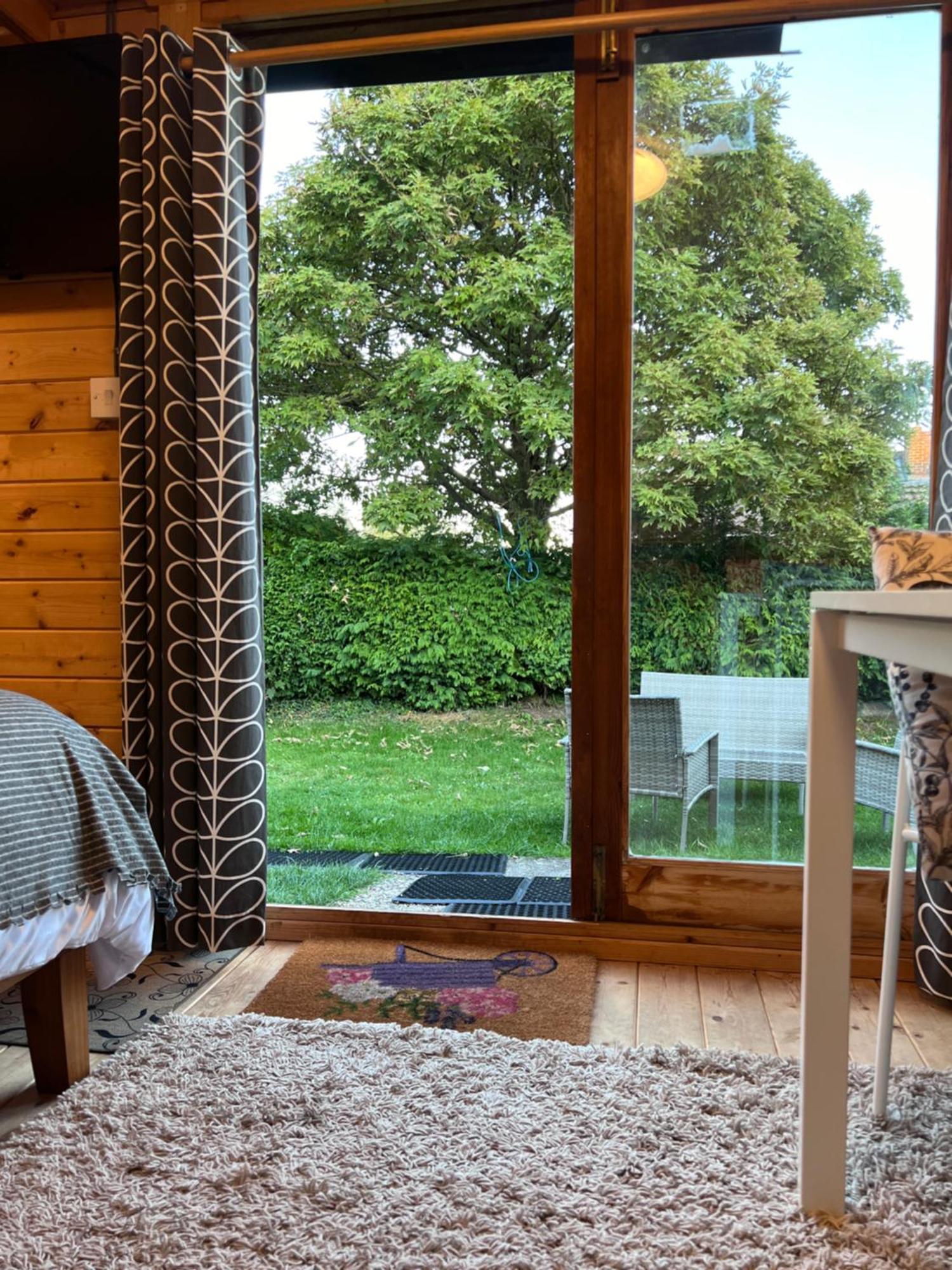 The Cabin Bradford-On-Avon Bagian luar foto